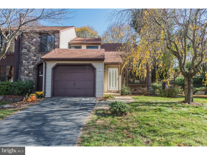 131 Windham Ct, Newtown, PA 18940 - photo 1