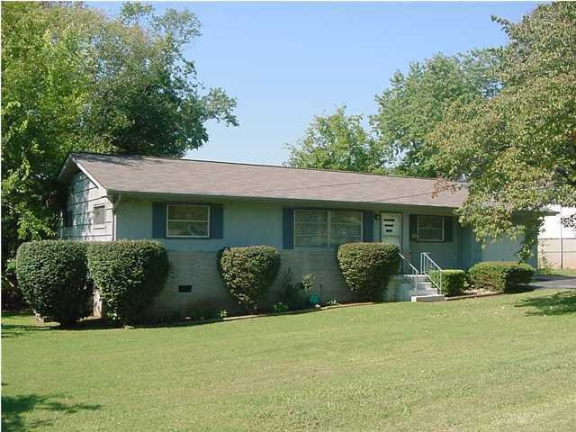 1714 Broadview Dr, Hixson, TN 37343 - photo 1