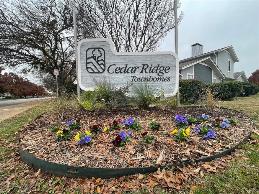 612 Timberline Dr, Hurst, TX 76053 - photo 1