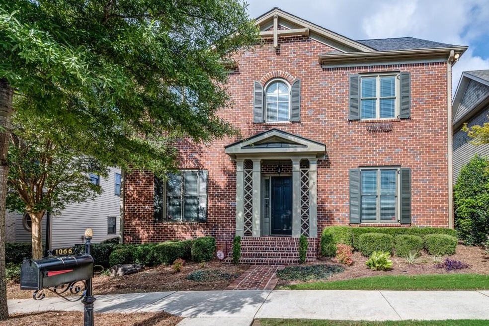Gorgeous traditional home in gated Heatherton comm