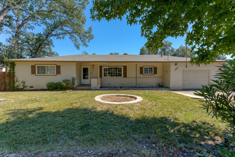 797 Joaquin Ave, Redding, CA 96002 - photo 1
