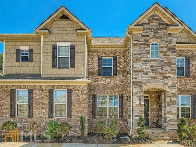 WELCOME HOME!