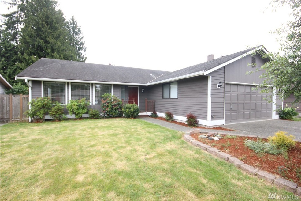 722 89th St SE, Everett, WA 98208 - photo 1