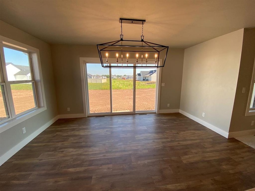 W5666 Jones Way, Appleton, WI 54915 - photo 1