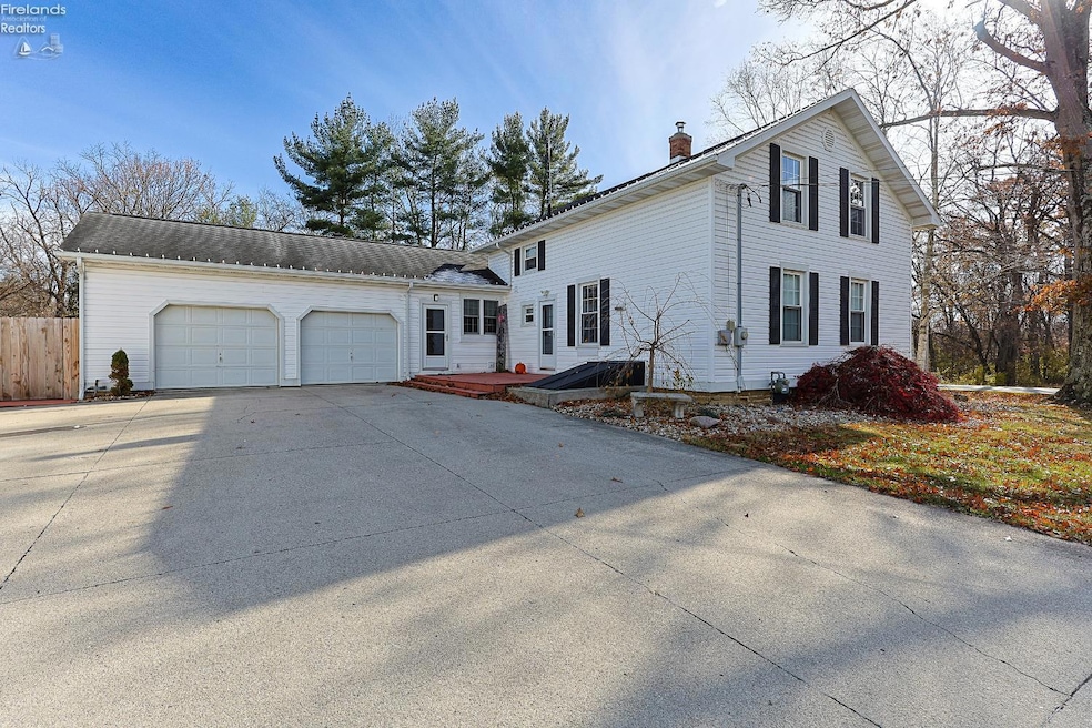 4010 Drake Rd, Norwalk, OH 44857 - photo 1