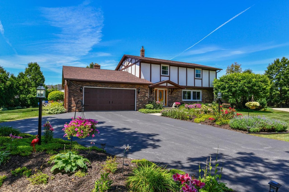 1150 W. Duchess