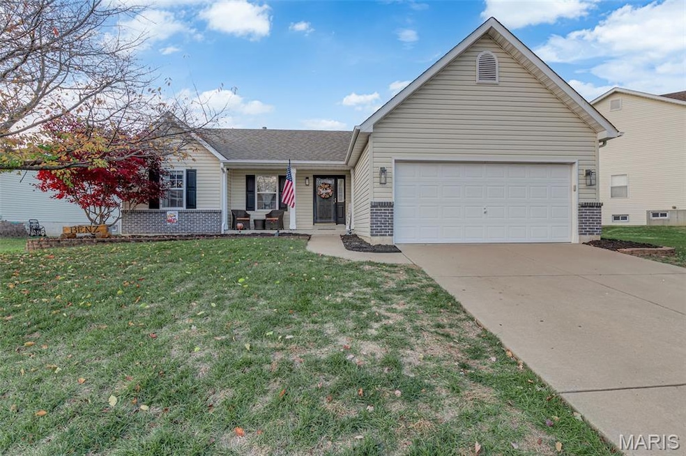 3409 Daybreak Ln, Saint Charles, MO 63303 - photo 1