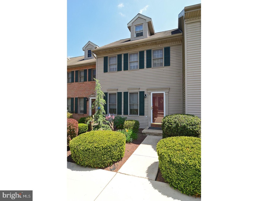 30 Weiser Ct, Womelsdorf, PA 19567 - photo 1