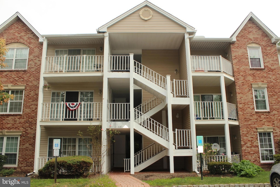 84 Cheverny Ct, Trenton, NJ 08619 - photo 1