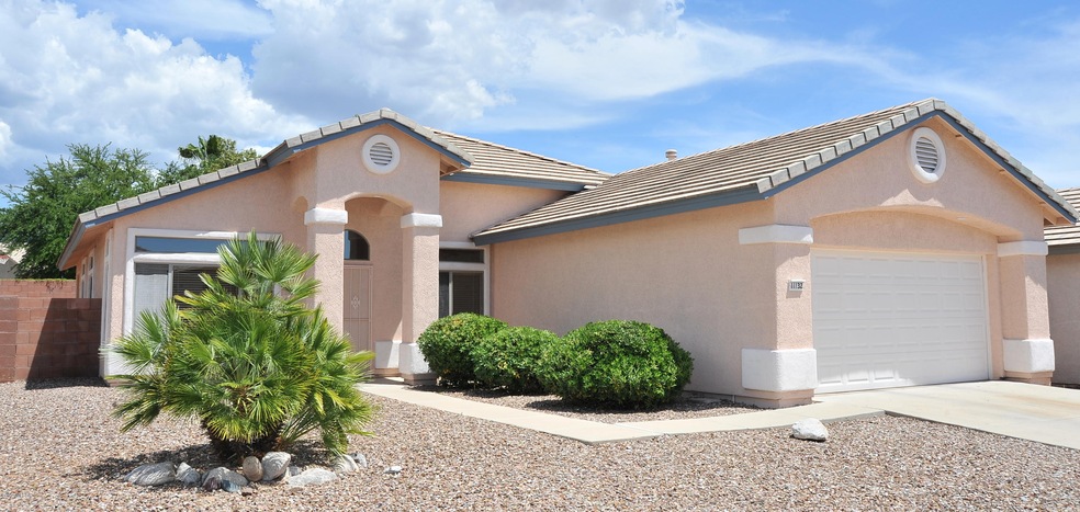Front view of 11132 N Eagle Crest Drive