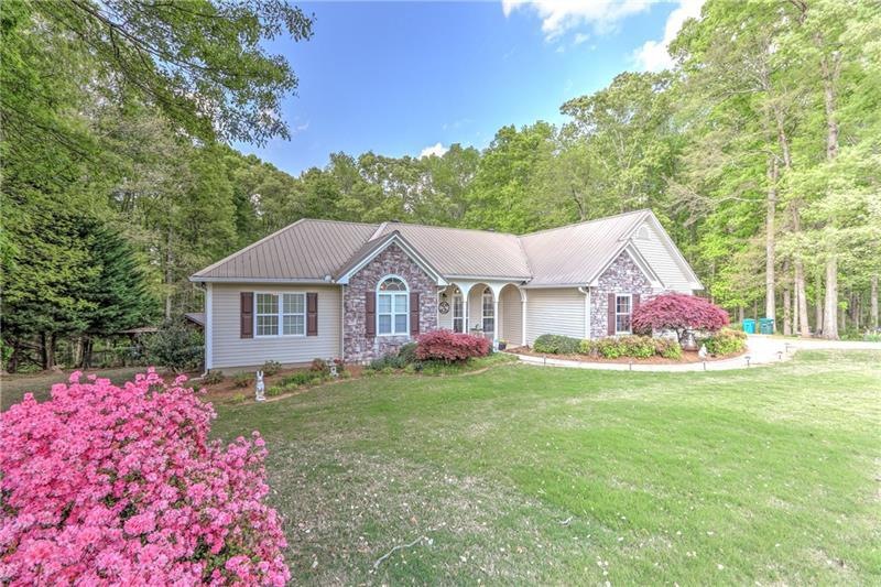 167 Lemarr Dr, Commerce, GA 30529 - photo 1