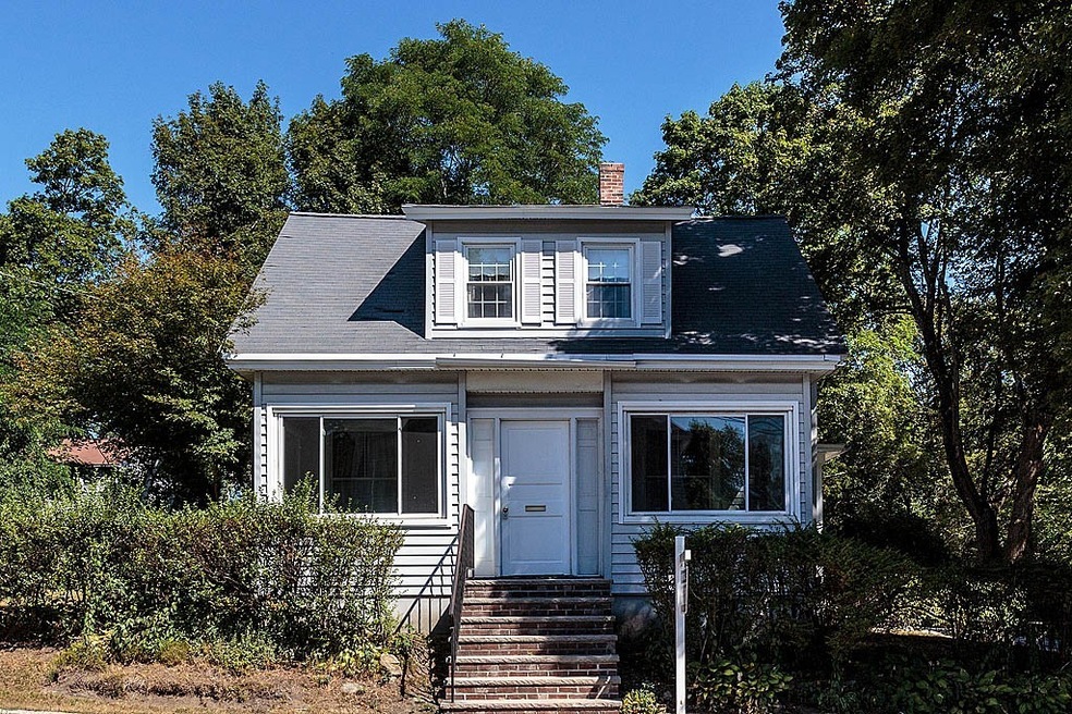 266 3rd St, Lowell, MA 01850 - photo 1