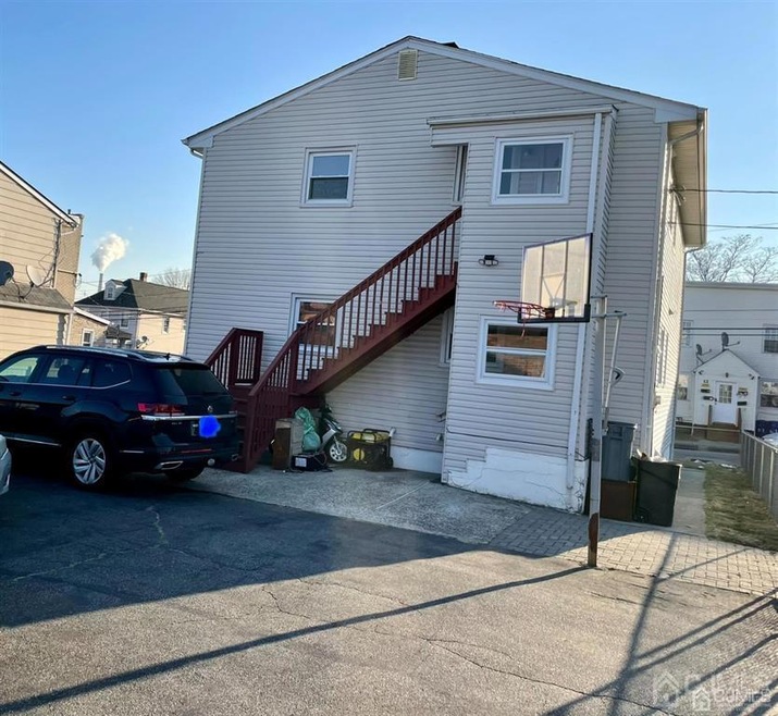 15 Charles St unit 2 FLR, Carteret, NJ 07008 - photo 1