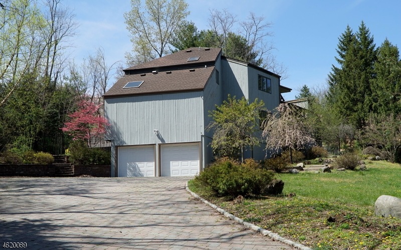 136 Walnut St, Livingston, NJ 07039 - photo 1