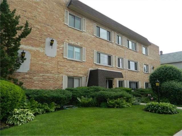 1525 E Thacker St unit 2B, Des Plaines, IL 60016 - photo 1