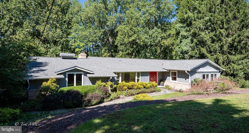 1802 Indian Head Rd, Towson, MD 21204 - photo 1