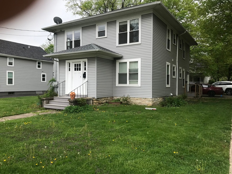 406 W Wilson St unit 406, Batavia, IL 60510 - photo 1