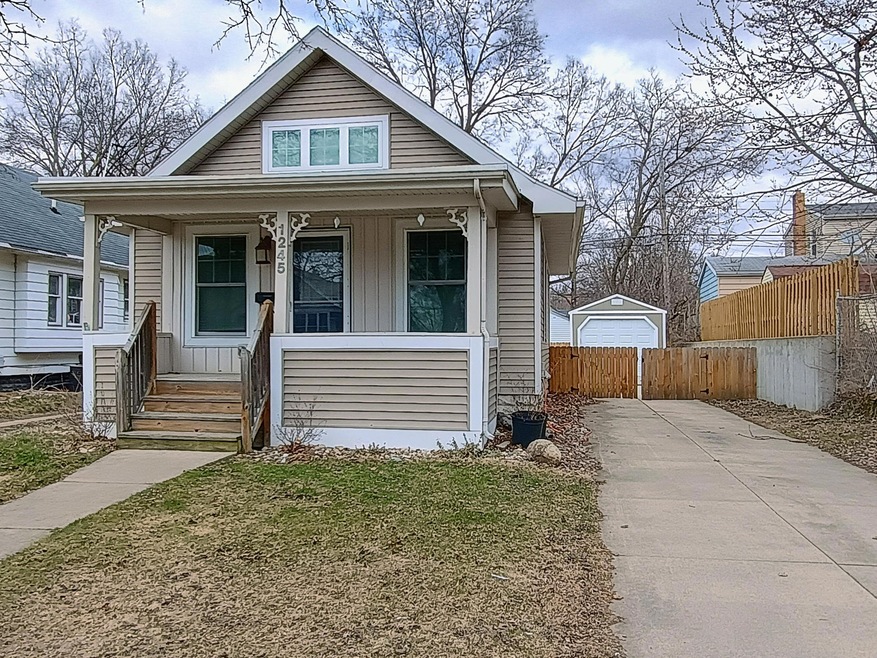 1245 Parkview St, Lansing, MI 48912 - photo 1