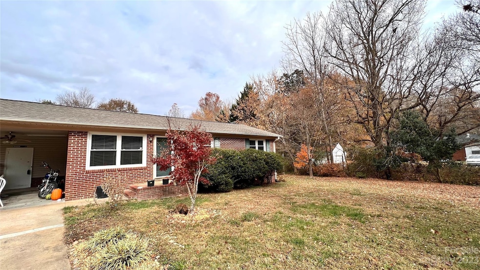 2300 Greenleaf Dr, Gastonia, NC 28052 - photo 1