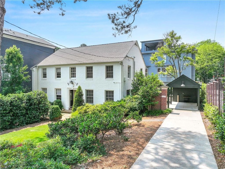 For Sale $949,000 • Co-Listing Agent