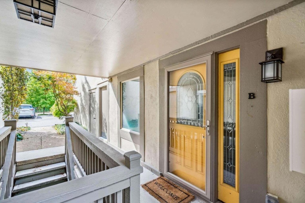 1414 Lake Shore Front