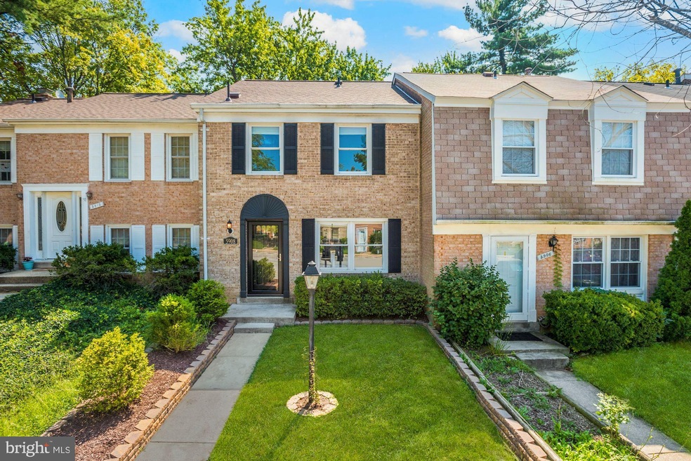 5908 Morningbird Ln, Columbia, MD 21045 - photo 1