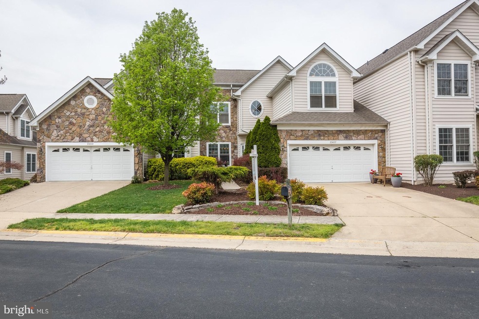 25657 Tremaine Terrace, Chantilly, VA 20152 - photo 1