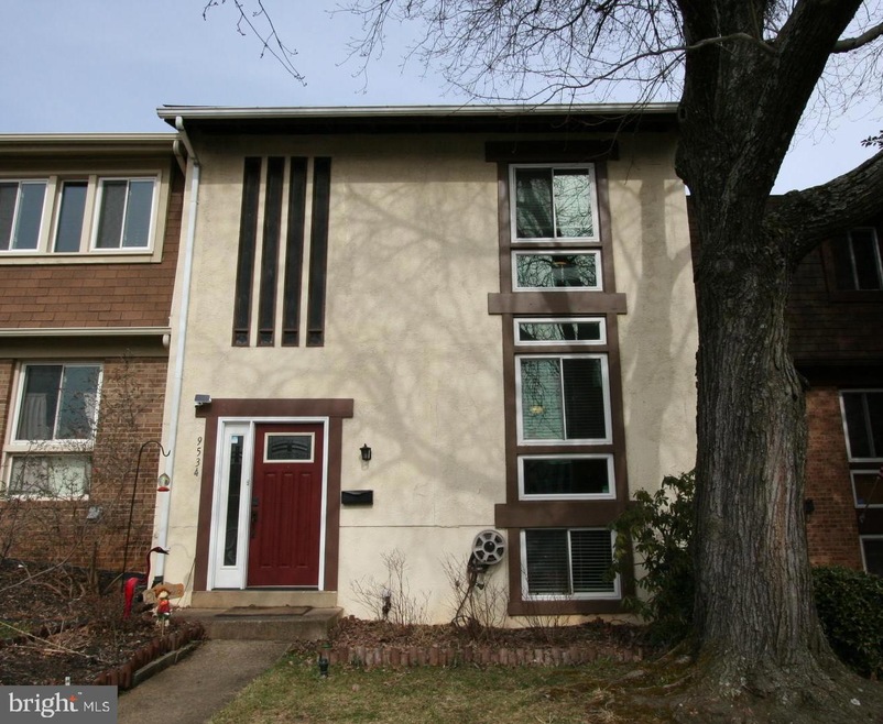 9534 Blake Ln, Fairfax, VA 22031 - photo 1