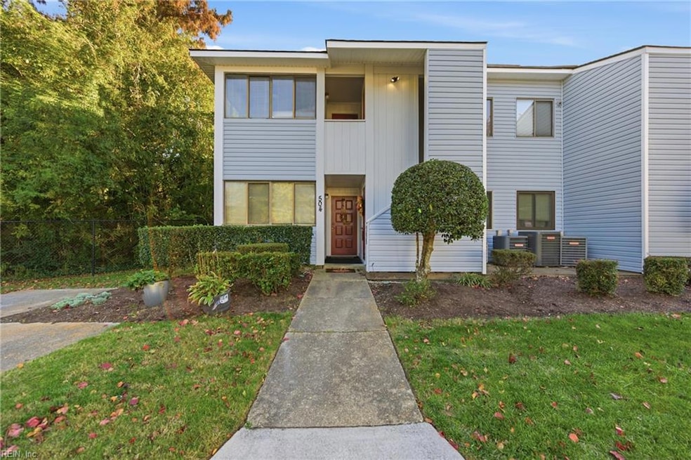 504 Pheasant Run, Virginia Beach, VA 23452 - photo 1