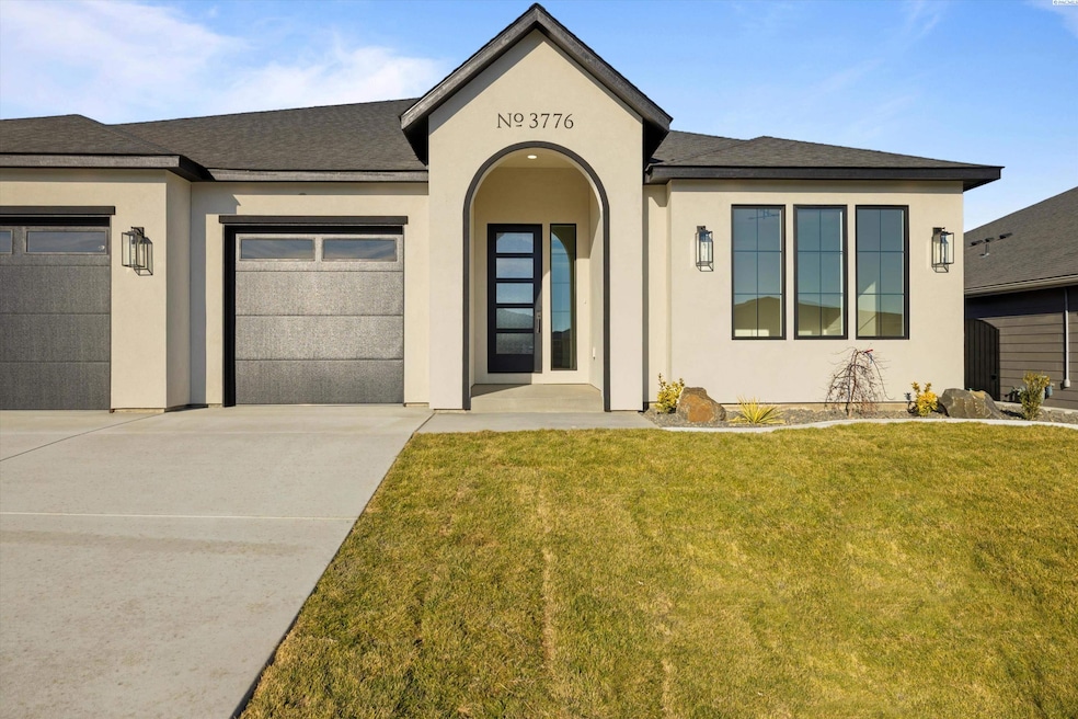 For Sale $699,000 • Co-Listing Agent