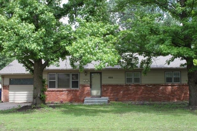 3BR 2BA 1449 Sq Ft