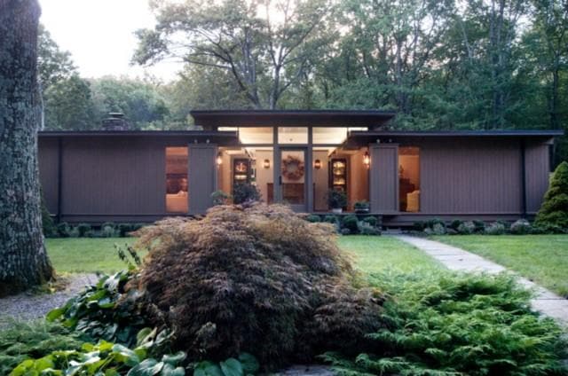 61 Hopewell Woods Rd, Redding, CT 06896 - photo 1