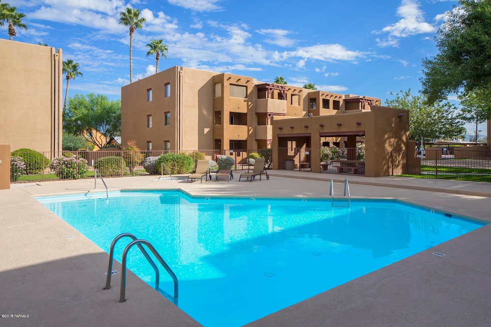 casa club pool