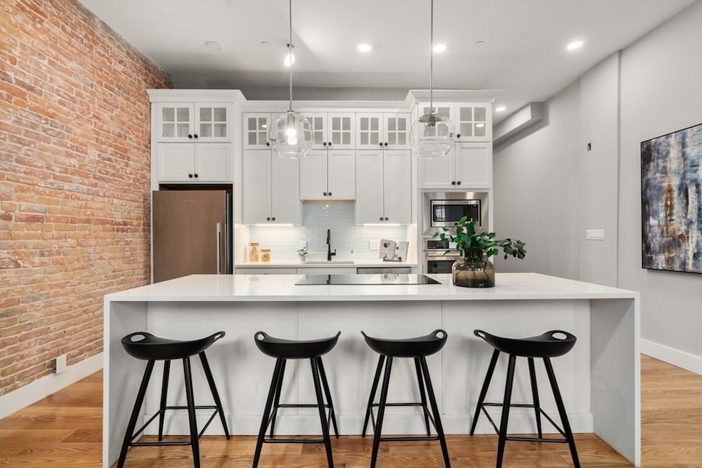 472 E 4th St unit 2, Boston, MA 02127 - photo 1