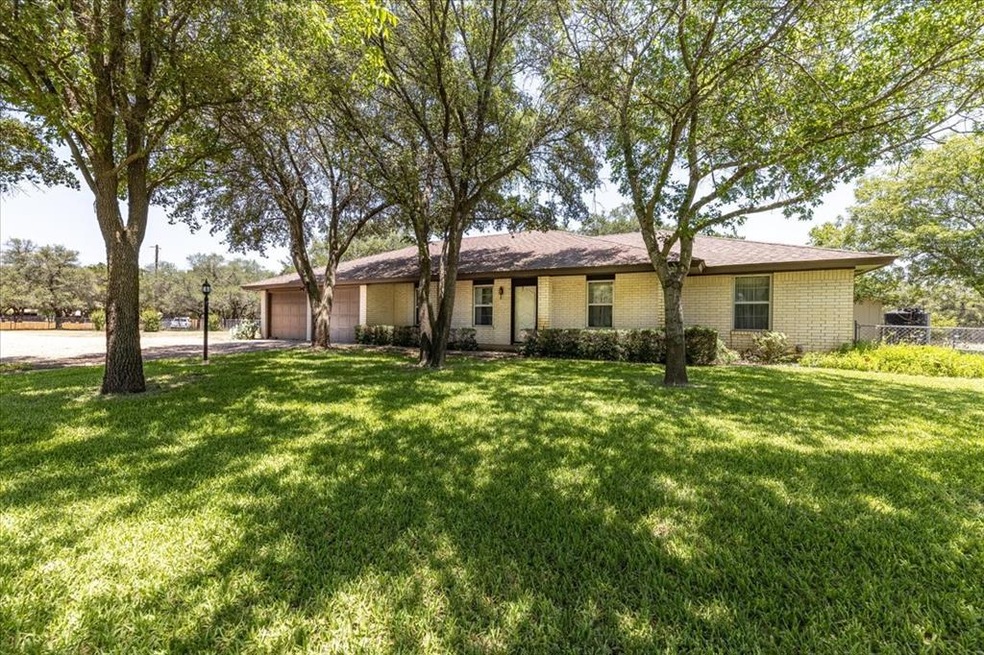 101 Reed Rd, Granbury, TX 76049 - photo 1