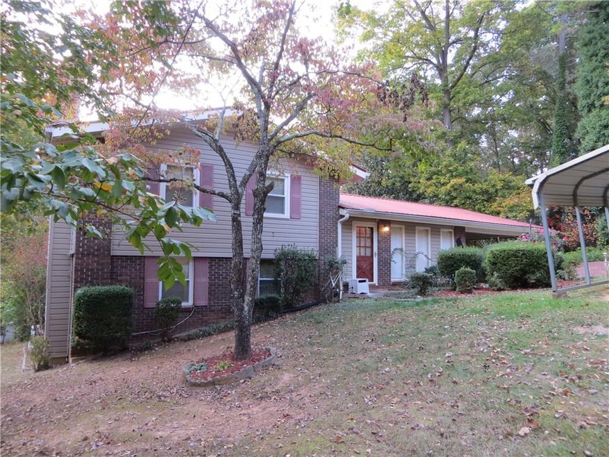 3041 Scenic Dr, 3016 & 3018 Brodus St, Gainesville