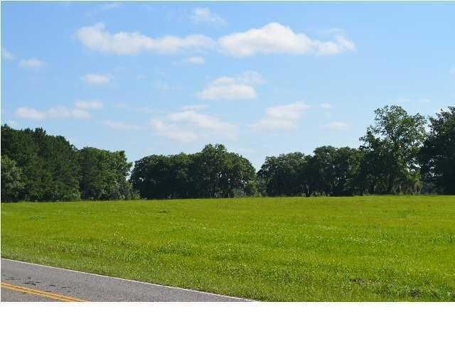 5.72 acres City Water Available!