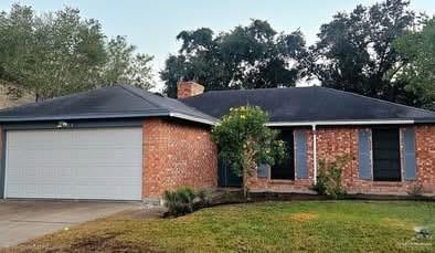 104 E Sycamore Ave, McAllen, TX 78501 - photo 1