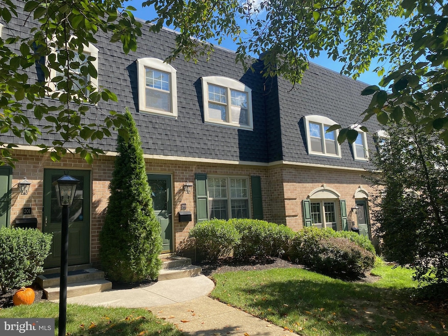 203 Bloomingdale Ave unit 6B, Wayne, PA 19087 - photo 1