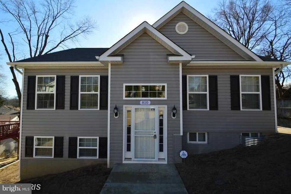 810 Glacier Ave, Capitol Heights, MD 20743 - photo 1