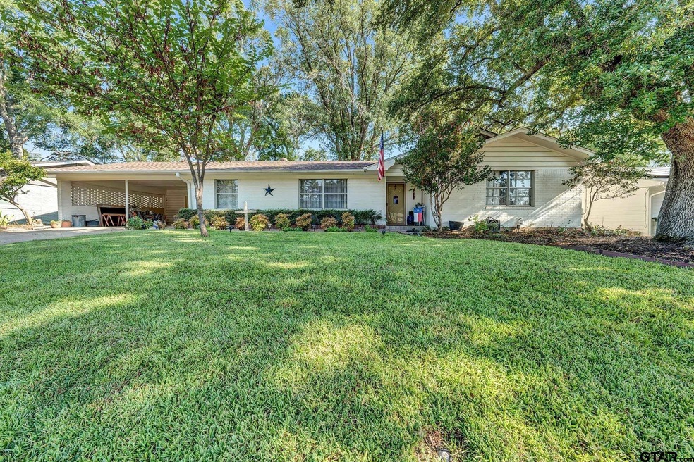 218 Stanford St, Tyler, TX 75701 - photo 1