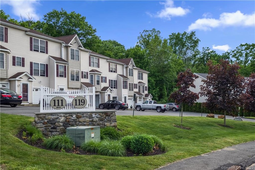 Sought-after Taft View Complex offers 27 units sur