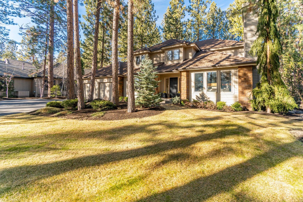 61733 Broken Top Dr, Bend, OR 97702 - photo 1