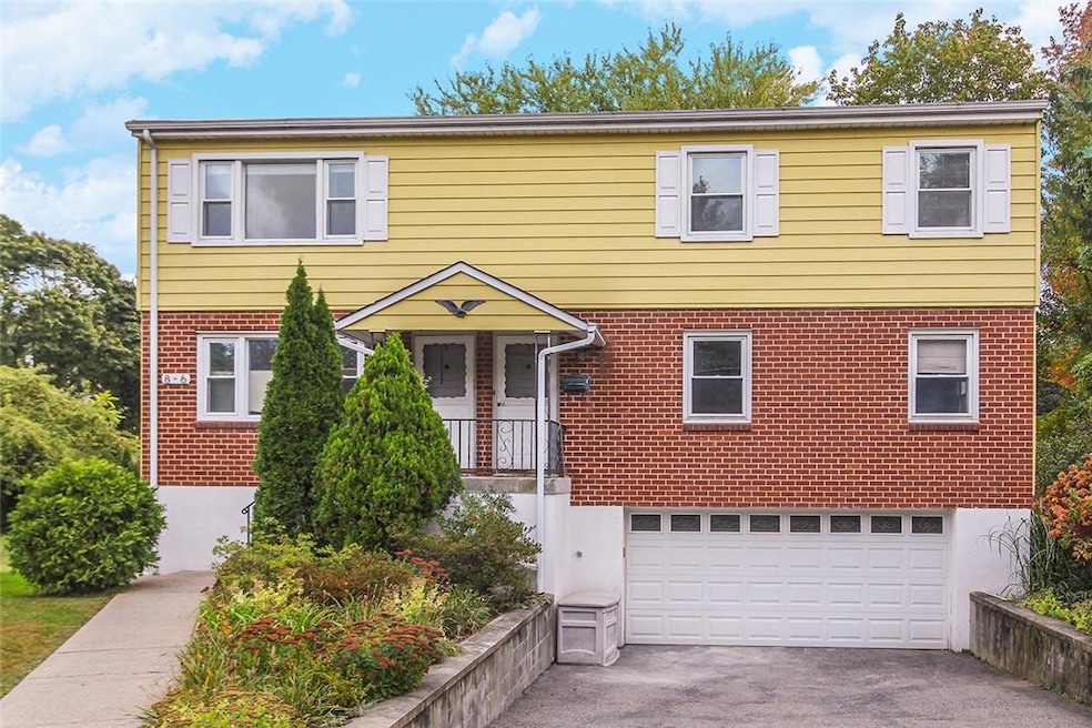 6 Grand Blvd unit 2, Valhalla, NY 10595 - photo 1