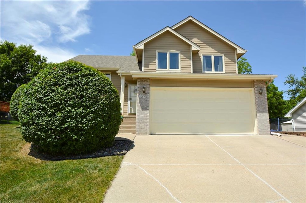 3312 SE 19th St, Des Moines, IA 50320 - photo 1