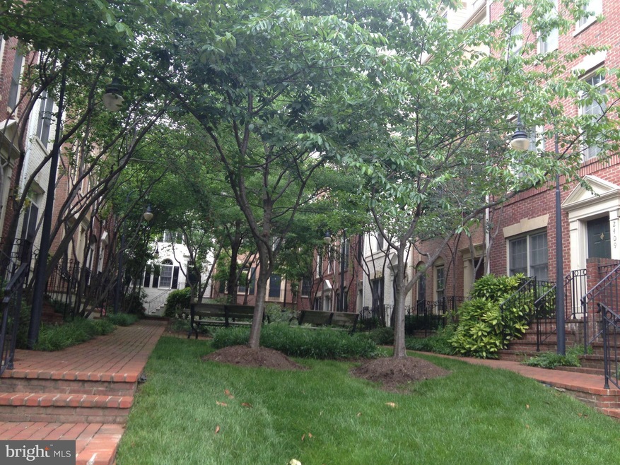 2417 13th Ct N, Arlington, VA 22201 - photo 1