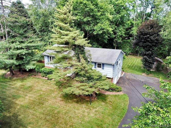 933 Chestnut Ridge Rd, Spring Valley, NY 10977 - photo 1