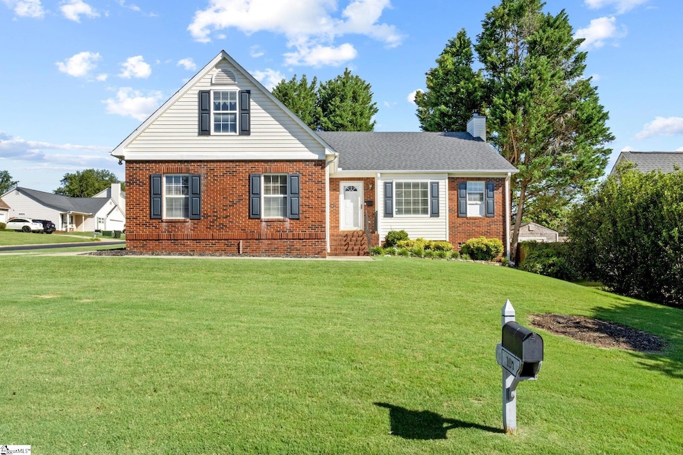 101 Wilder Ct, Greer, SC 29650 - photo 1