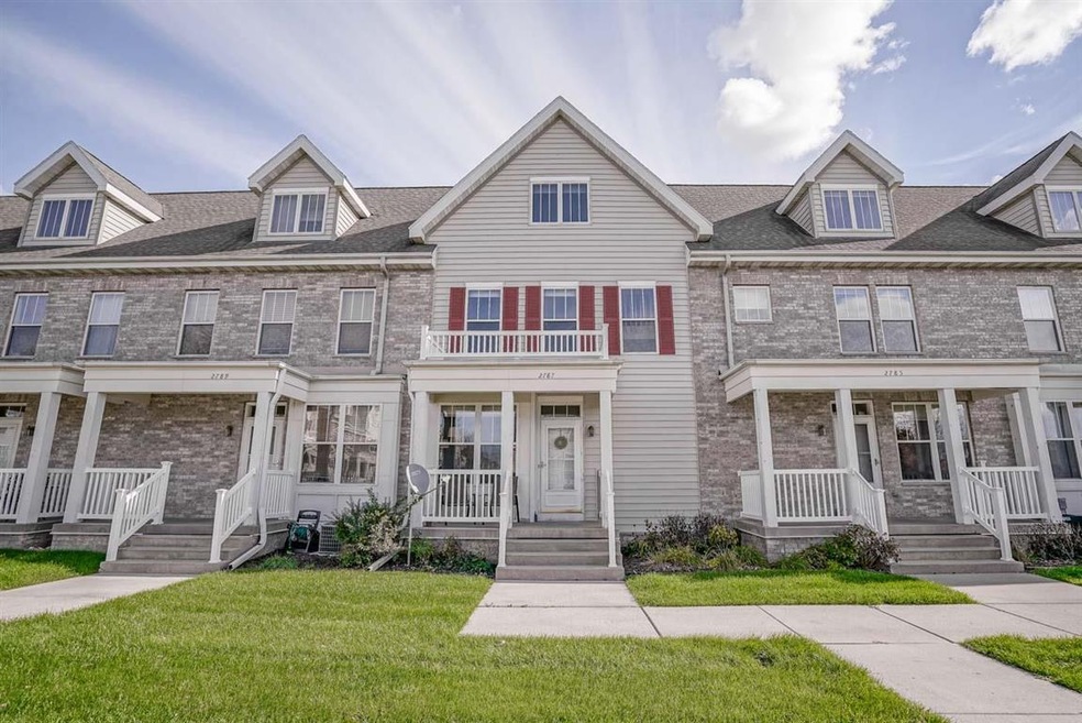 2787 Crinkle Root Dr, Fitchburg, WI 53711 - photo 1