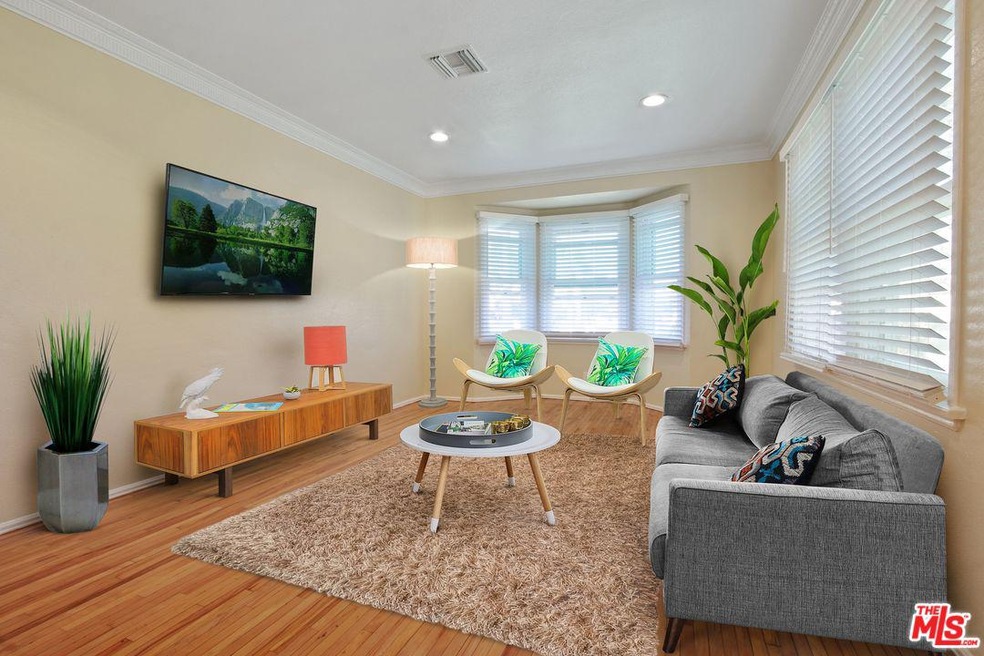 530 E 99th St, Inglewood, CA 90301 - photo 1